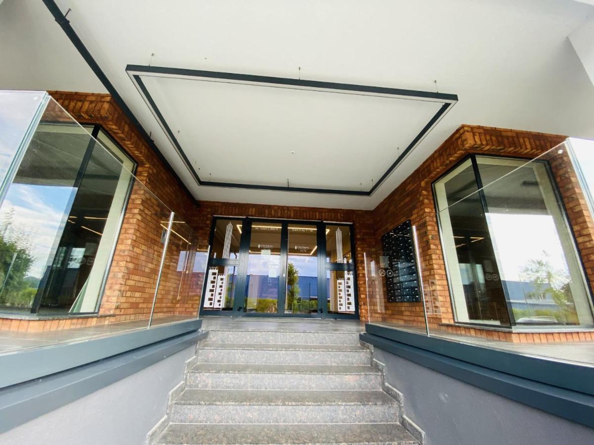 Deluxe Apartment With Balcony And Private Parking In Colvmna Residence Cluj-Napoca Exteriör bild