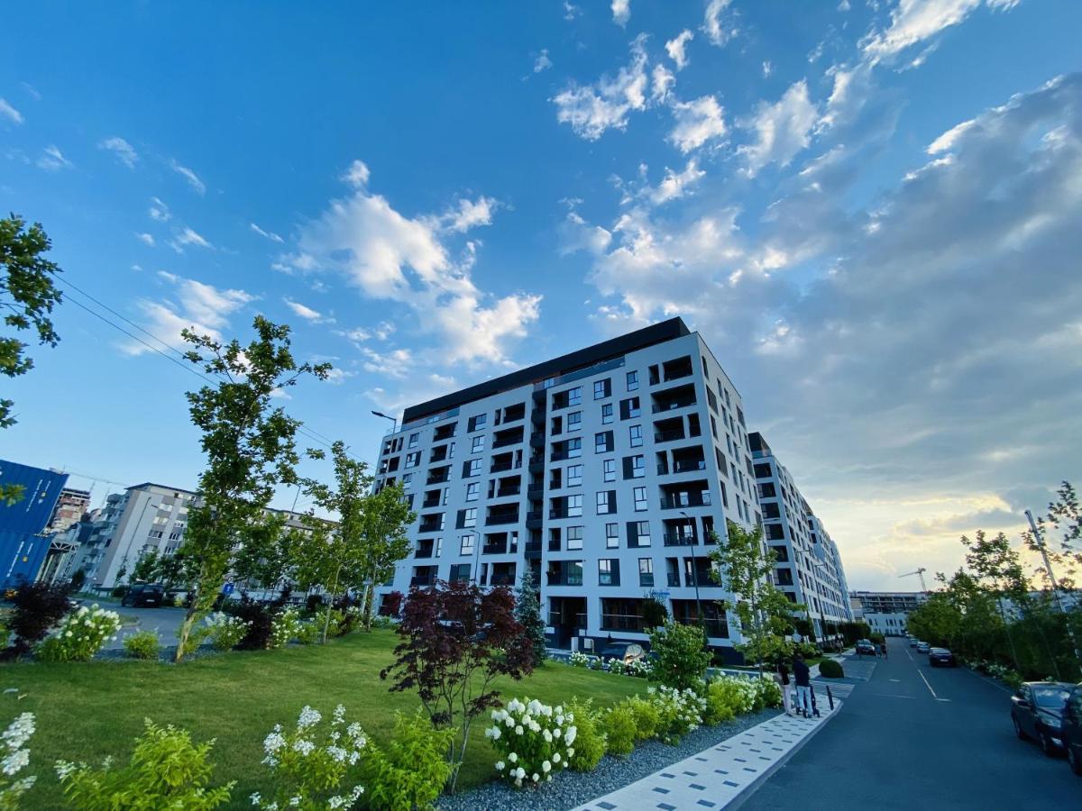 Deluxe Apartment With Balcony And Private Parking In Colvmna Residence Cluj-Napoca Exteriör bild