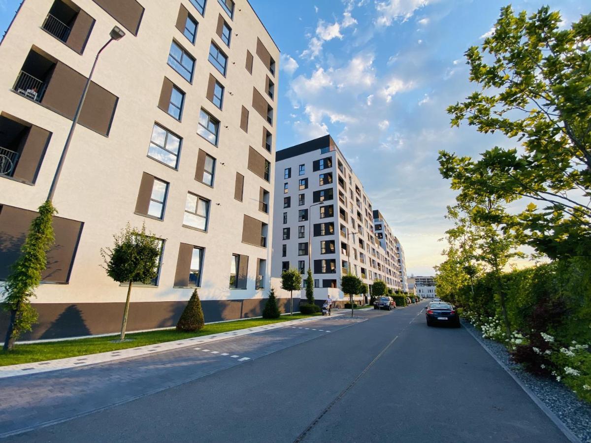 Deluxe Apartment With Balcony And Private Parking In Colvmna Residence Cluj-Napoca Exteriör bild